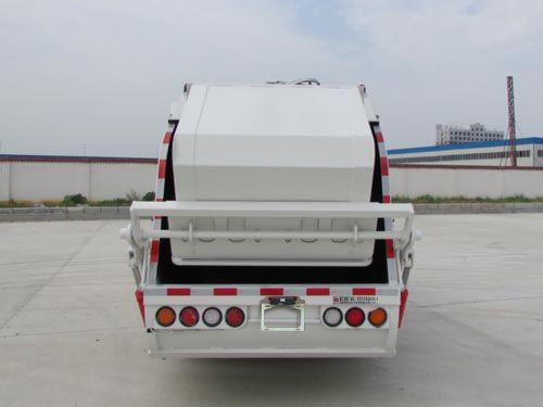 江鈴6方壓縮式垃圾車