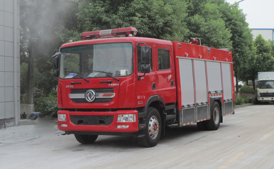 東風(fēng)經(jīng)典型2021款6噸水罐泡沫消防車下線預(yù)告